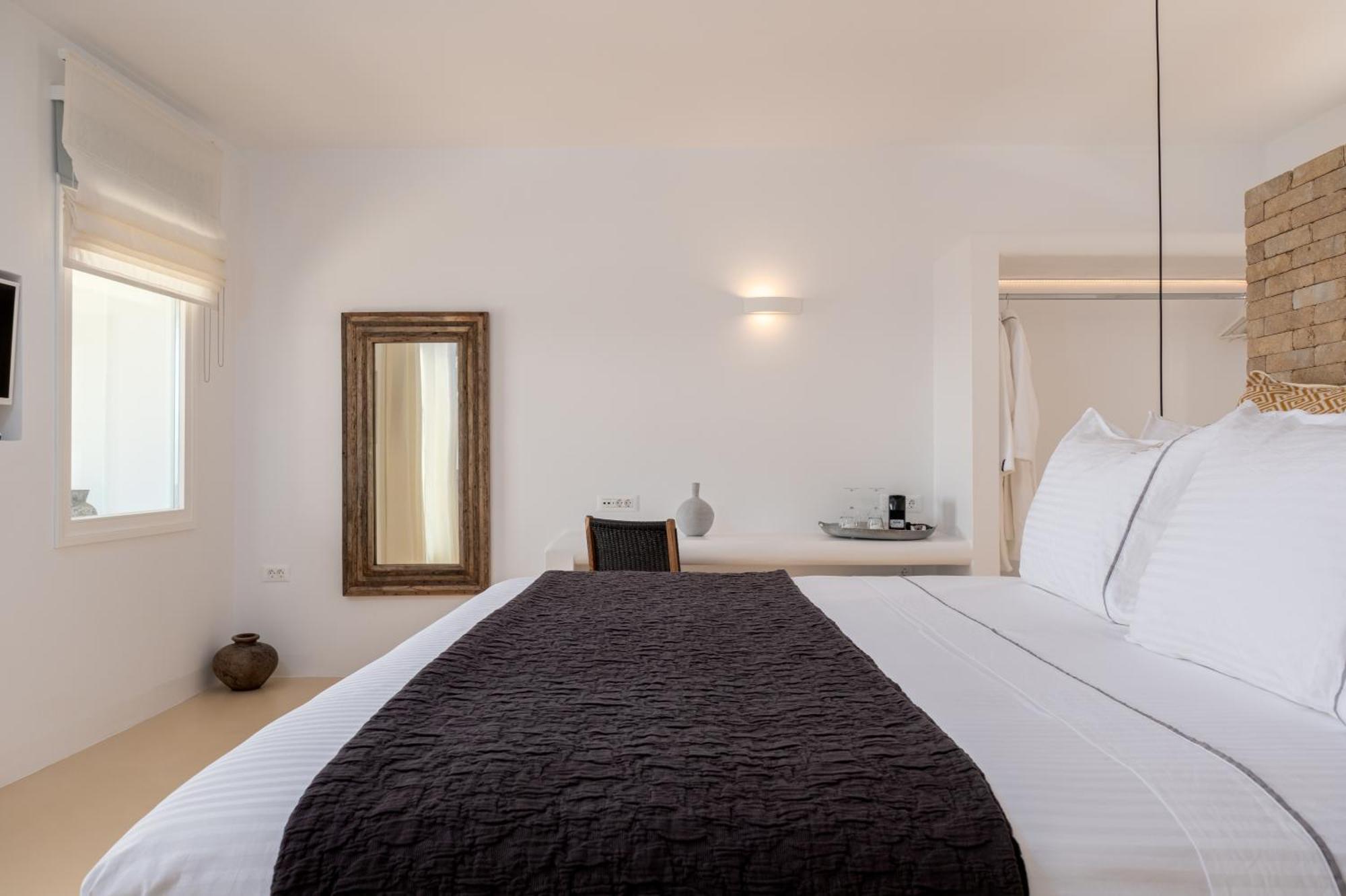 Utopia Suites By Anna Platanou Света Ирина Парос Екстериор снимка